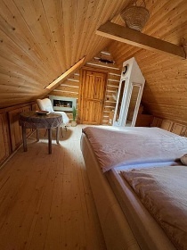 Rouben� chalupa s wellness - p�ehrada V�r