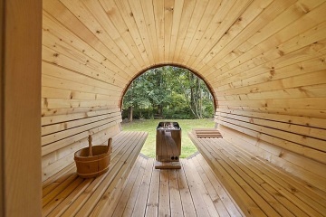 Wellness chalupa s baz�nem a kachlov�mi kamny
