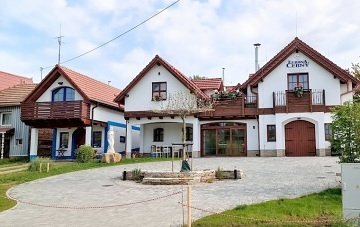 Chata u vinohradu - Dub�any - Slov�cko