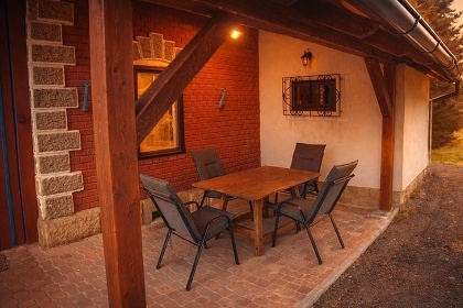 Wellness glamping v �dol� ���ky Ostru�n� - Su�ice