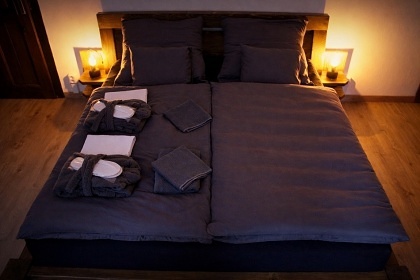 Wellness glamping v �dol� ���ky Ostru�n� - Su�ice