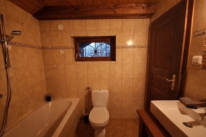 Wellness glamping v �dol� ���ky Ostru�n� - Su�ice