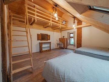 Wellness chalupa s baz�nem - v��ivka a koupac� sud