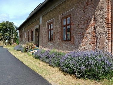 Wellness chalupa s baz�nem - v��ivka a koupac� sud