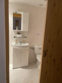 Chalupa pod Sn�kou u lesa - �psk� vodop�d