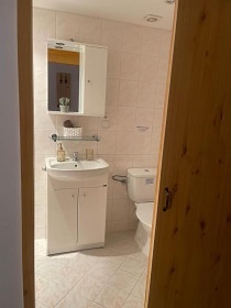 Chalupa pod Sn�kou u lesa - �psk� vodop�d