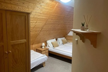 Chalupa pod Sn�kou u lesa - �psk� vodop�d