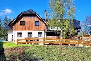 Rodinn� wellness chalupa a baz�n - Doln� Morava