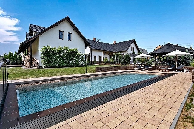 Chalupa s bazénem - Venkovská usedlost Hlučínsko