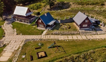 Chaty Host�nsk� vrchy - Slu�ovick� p�ehrada