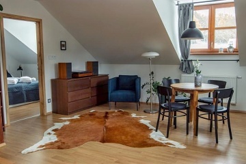 Wellness chata a baz�n - z�mek Konopi�t� - Blan�k