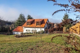 Wellness chata a baz�n - z�mek Konopi�t� - Blan�k