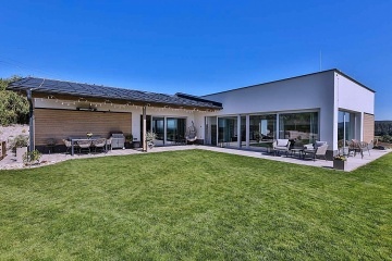 Luxusn� chata - vnit�n� baz�n - Babi��ino �dol�