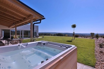 Luxusn� chata - vnit�n� baz�n - Babi��ino �dol�