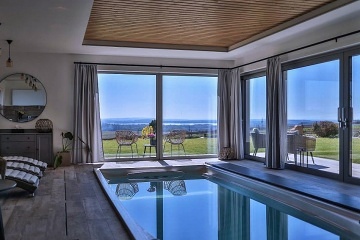 Luxusn� chata - vnit�n� baz�n - Babi��ino �dol�