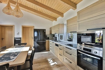 Luxusn� chata - vnit�n� baz�n - Babi��ino �dol�