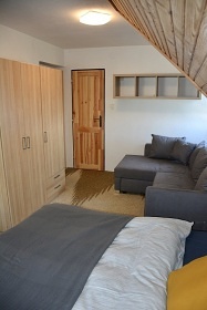 Chalupa s baz�nem - vrch �al� - Vrchlab� - Krkono�e