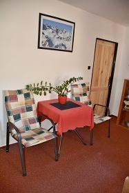 Chalupa s baz�nem - vrch �al� - Vrchlab� - Krkono�e