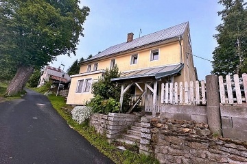 Chalupa v srdci Kru�n�ch hor - Ple�ivec - Pstru��