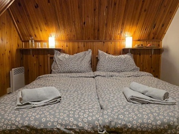 Chalupa v srdci Kru�n�ch hor - Ple�ivec - Pstru��