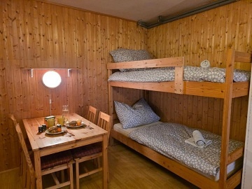 Chalupa v srdci Kru�n�ch hor - Ple�ivec - Pstru��