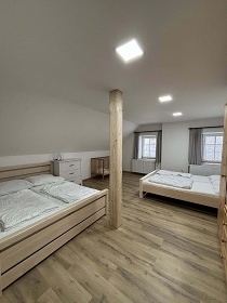 Roubenn� chalupa wellness a baz�n - �ern� hora