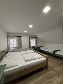 Roubenn� chalupa wellness a baz�n - �ern� hora