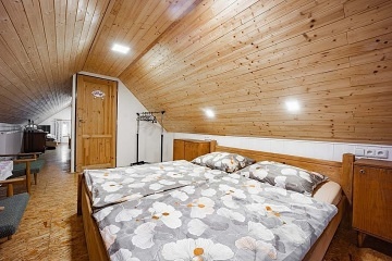 Roubenn� chalupa wellness a baz�n - �ern� hora