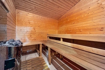 Roubenn� chalupa wellness a baz�n - �ern� hora