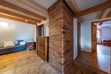 Chalupa s kachlov�mi kamny - Doln� Morava - Kr�l�ky