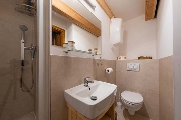 Chalupa s kachlov�mi kamny - Doln� Morava - Kr�l�ky