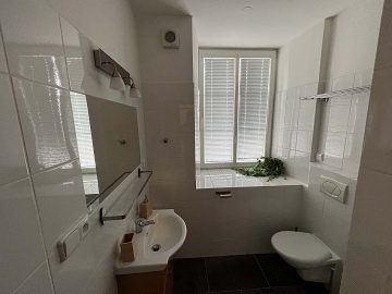 Rekrea�n� d�m s vnit�n�m baz�nem - Podkrkono��