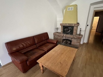 Rekrea�n� d�m s vnit�n�m baz�nem - Podkrkono��