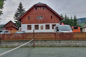 Chalupa s baz�nem - Velk� De�tn� - Orlick� hory