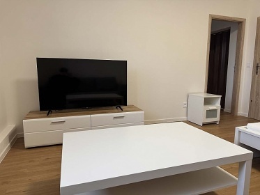 Wellness Rekrea�n� d�m a baz�n - Mirakulum