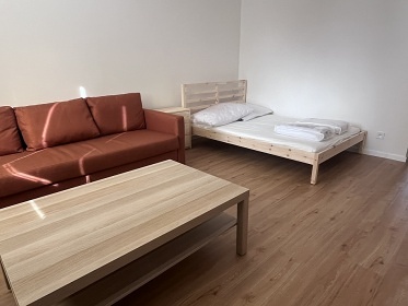 Wellness Rekrea�n� d�m a baz�n - Mirakulum