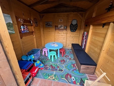 Wellness Rekrea�n� d�m a baz�n - Mirakulum