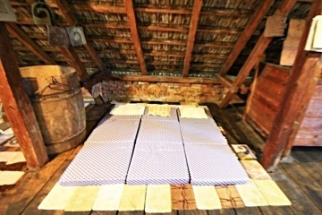 Chalupa se stodolou - CHKO Beskydy - Vset�nsko