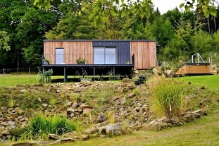 Nov� objekt: Glampingov� chata s v��ivkou - Vala�sk� kopce