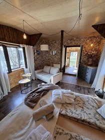 Glamping chata a koupac� sud - vodn� z�mek Blatn�