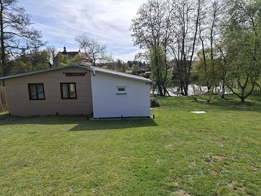 Glamping chata a koupac� sud - vodn� z�mek Blatn�