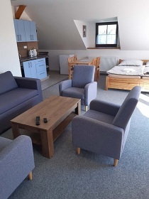 Chalupa u p�ehrady Rozko� - CHKO Broumovsko