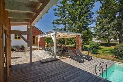 Chalupa Nov� Ves nad Lu�nic�