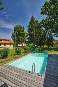 Chalupa Nov� Ves nad Lu�nic�