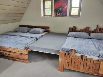 Chalupa u vodn�ho ml�na - CHKO ���rsk� vrchy