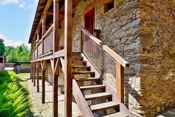 Chalupa u vodn�ho ml�na - CHKO ���rsk� vrchy