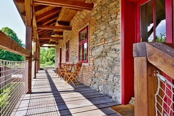 Chalupa u vodn�ho ml�na - CHKO ���rsk� vrchy