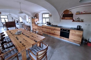 Chalupa u vodn�ho ml�na - CHKO ���rsk� vrchy