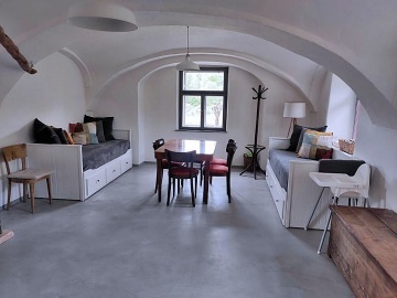 Chalupa u vodn�ho ml�na - CHKO ���rsk� vrchy