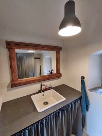 Chalupa u vodn�ho ml�na - CHKO ���rsk� vrchy